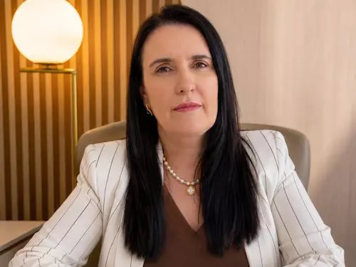 Dra. Maely Sales, Clinica Maely Sales Asuncion, Paraguay
